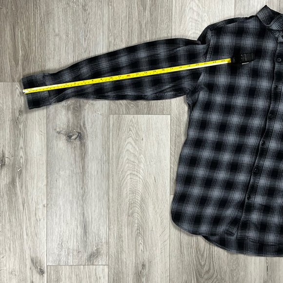 Uniqlo Men's Plaid Black/Grey Medium Button Down Shirt - Picture 6 of 6
